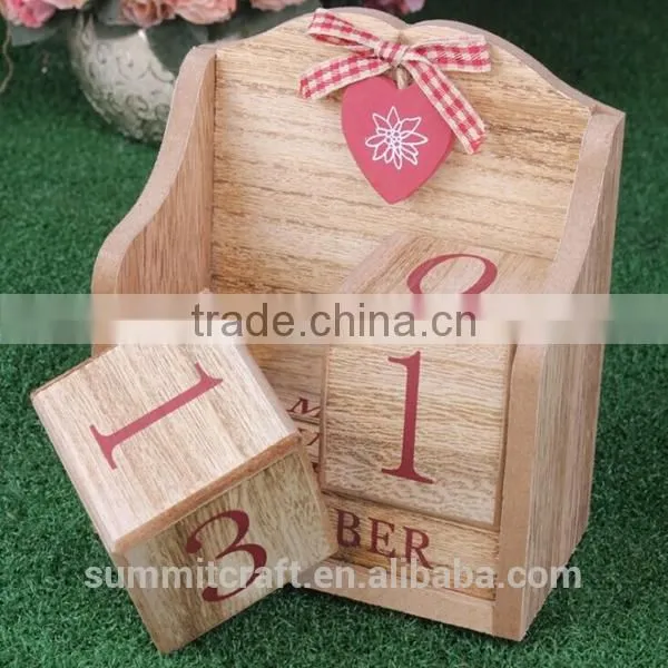 Pink Wooden Perpetual Calendar Desk Calendar 2017 photo-2