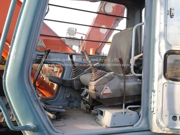 Продаётся использованный миниэкскаватор Hitachi ex120 с грузоподъёмностью от 8 до 12 тонн photo-3