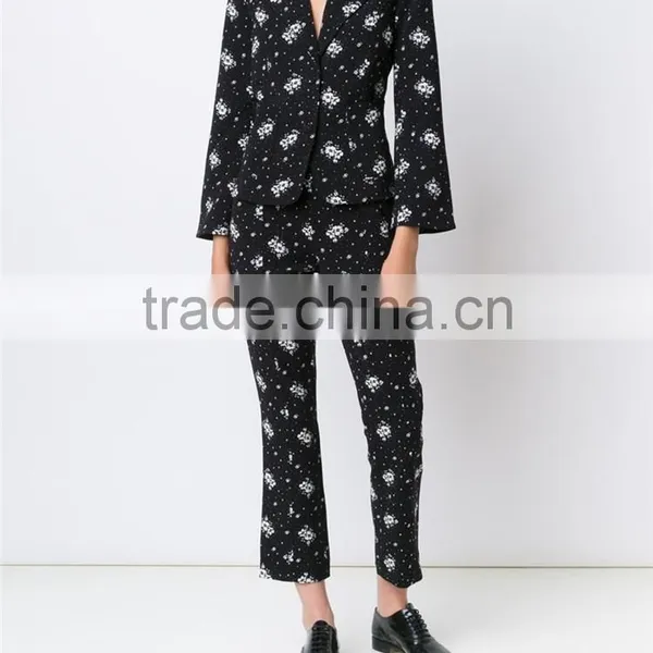 High Quality OEM Service Cheap Price Digital Printing 100% Polyester Women Dust Coat photo-2