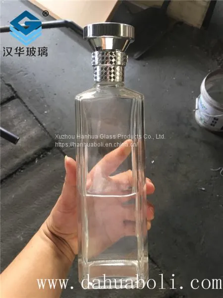 Hot sale 750ml rectangular   glass wine bottle