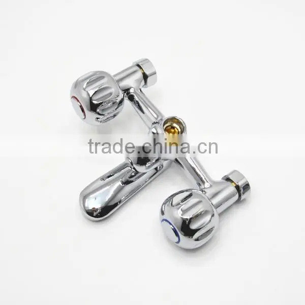 2015 Upc Practical Wall Mounted Dual Handwheels Handle Mixer Bathub Faucet photo-4