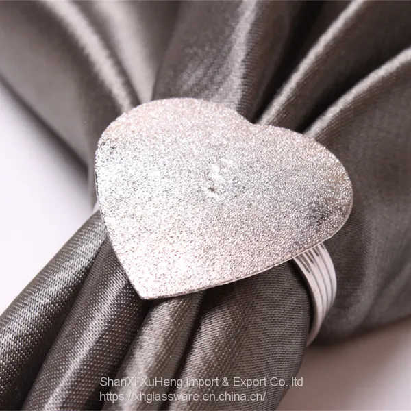 Cheap Wholesale Luxury Heart Shaped Napkin Ring Holder For Wedding Table photo-3