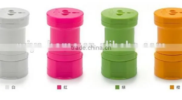 Creative Design World Travel Adapter / Global Conversion Plugs / Universal Conversion Plug photo-6