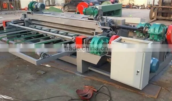 Automatic hydraulic double-chuck spindle veneer lathe/ plywood veneer peeling machine with high efficiency