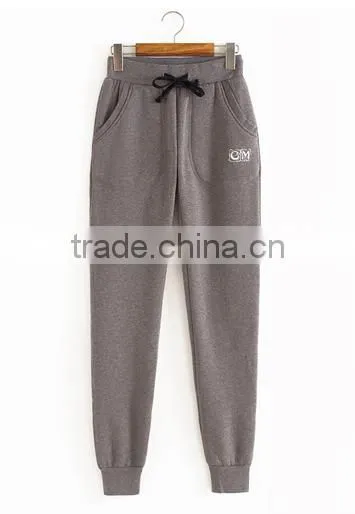 Customized CVC 80/20Cotton Sports Pants Cheaper Promotional Pants for Women photo-3