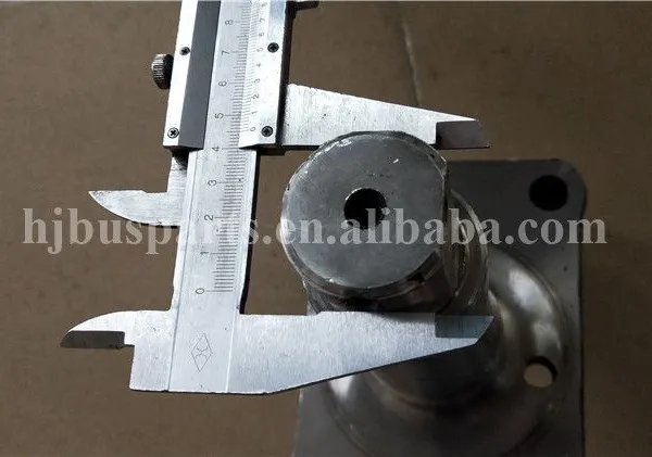 High Quality Auto Left Steering Knuckle 3001-00111 Original China Bus Parts Steering System photo-4
