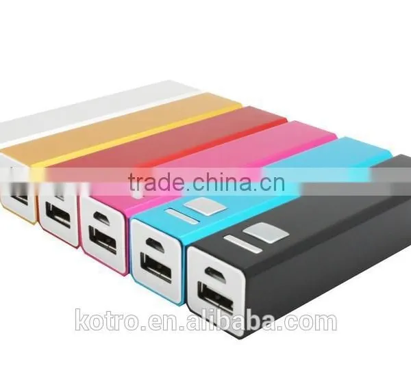 Christmas Gift Powerbank Portable 2000mAh 2200mAh 2600mAh Cellphone Charger Mini Portable Mobile Charger photo-2