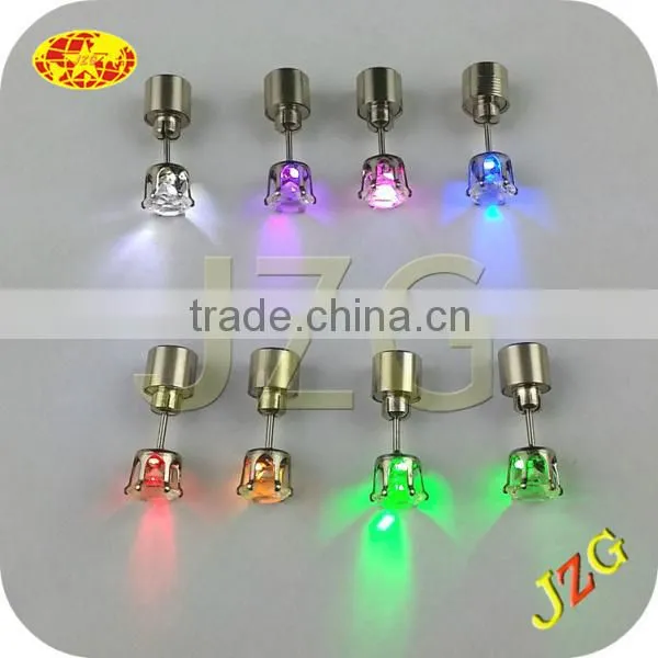 2014 Fashion Earrings Factory Wholesale Led Flashing Earrings for Party Christmas Gift Diamond Stud Earrings photo-5