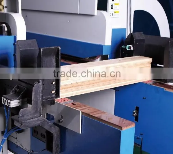 Double End Tenoner Flooring Making Machine photo-4