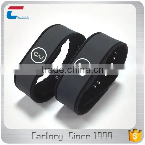 waterproof IP68 MIFARE Ultralight silicone wrist band programmable rfid wristbands