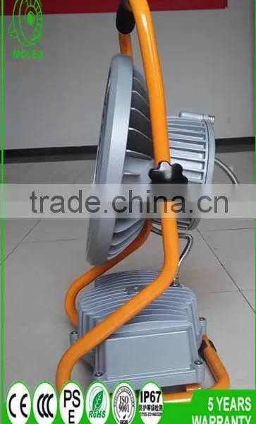 2016 Newest Design Aluminum IP67 60W LED Moveable Working Light 4.5 Hours Rechargeable Lamp photo-2