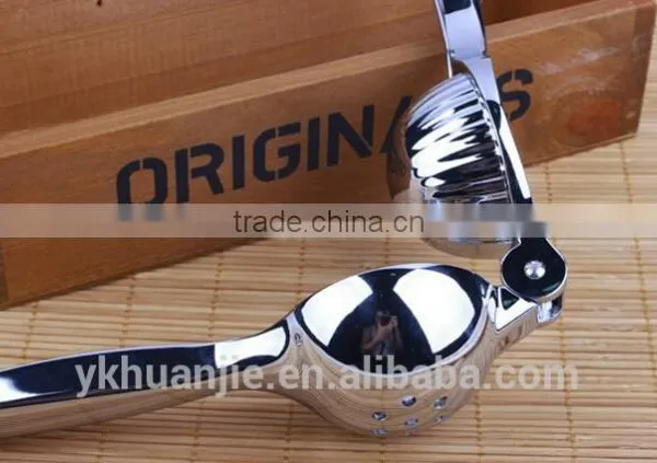 Stainless Steel Manual Juicer photo-3