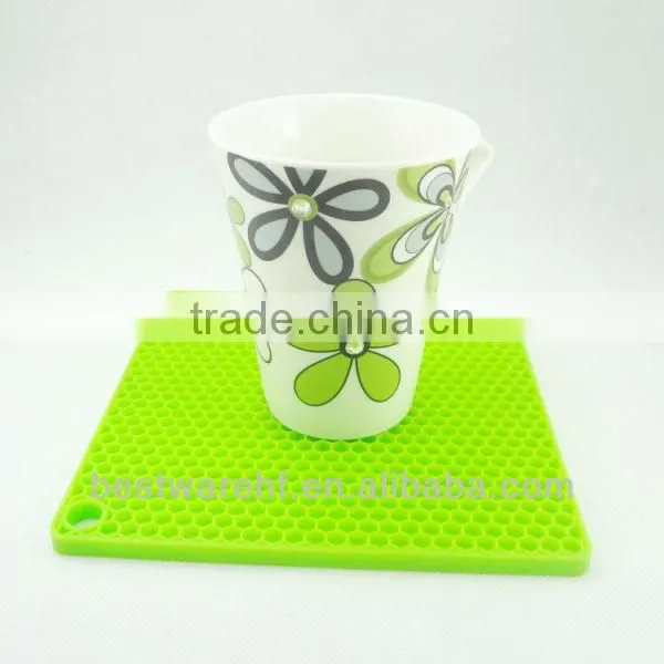 Honeycomb Shape Soft FDA Silicone Cup Mat Hot Pot Pan Mat photo-3