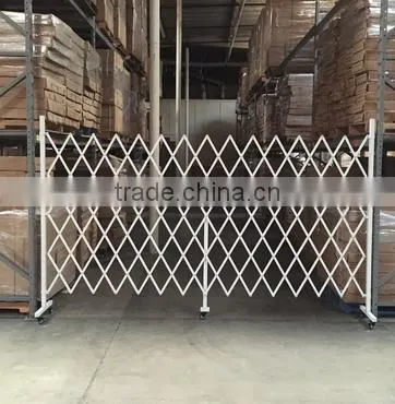 Safey Folding Steel Frame Adjustable Fence photo-4