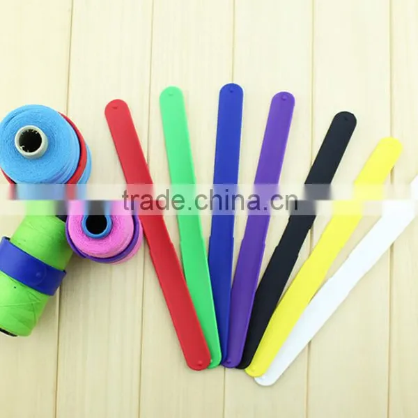 Sewing Thread Spool Huggers /Clips/Holder/clamp photo-2