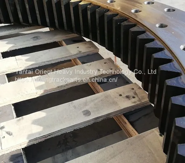 Quality Hitachi KH180-3 Slewing Bearing Manufacturer photo-2
