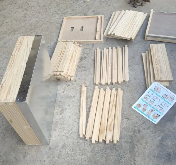 Pine Wood British Beehive With Wooden Frame and Nets Three Layers Each 10 Frames photo-2