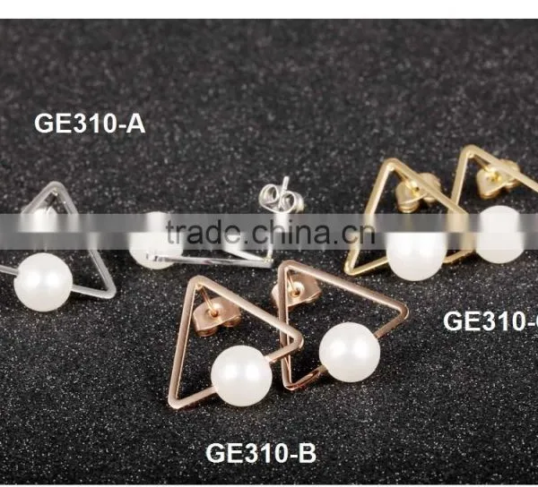 Wholesale Fashion Jewelry Triangle Shape 18K Rose Gold Plated Pearl New Earring Designs for Women photo-4