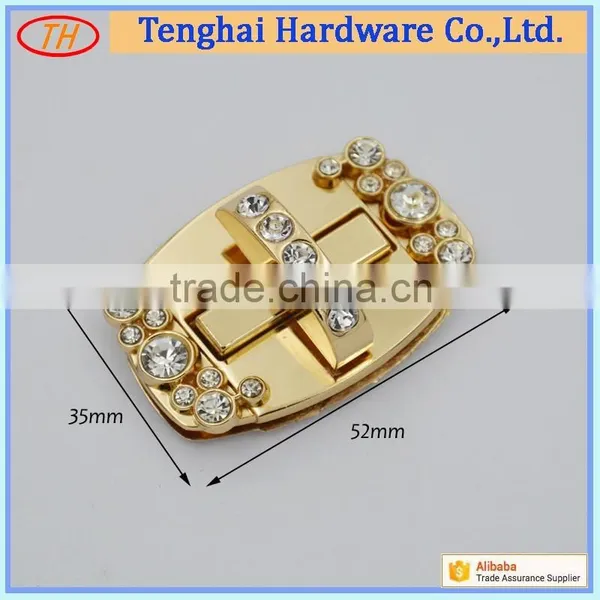 Manufacturer Custom Zinc Alloy Twist Lock With Rhinestone for Bag photo-2