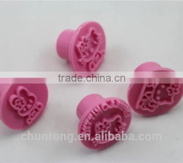 China Supplier Hello Kitty Fondant Cutter photo-5