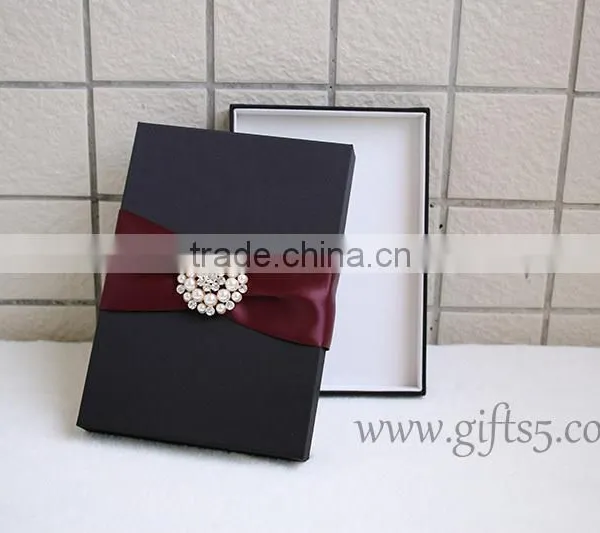 Graceful Black Silk Wedding Packaging Box for Invitation Cards photo-2