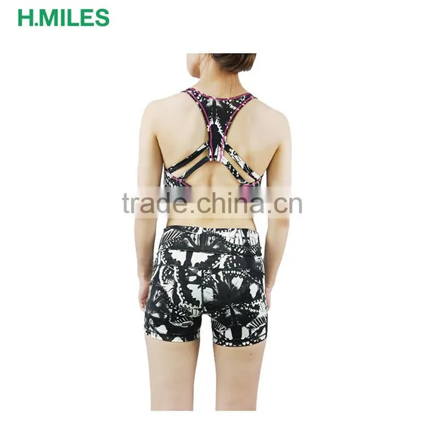 Yoga Wear Tank Top and Shorts Ladies Gym Suits photo-3