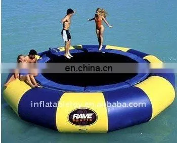 New inflatable water trampolin