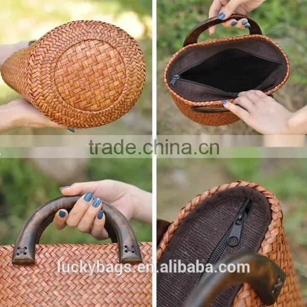 2016 New Arrival Beautiful Straw Bag Brown Women Beach Bag photo-2