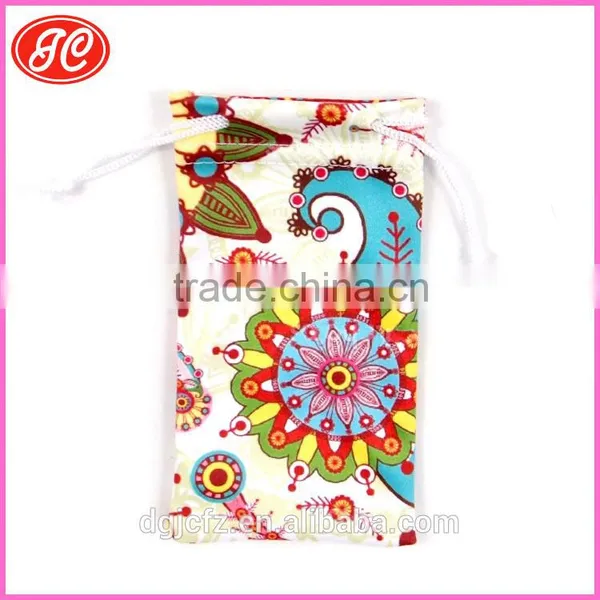 China Factory Direct Sale Microfiber Cell Phone Bag With Custom Logo Printed photo-4
