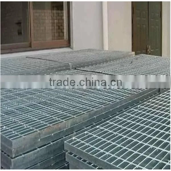2015 Hot Sale High Quality Mild Platform Flooring Galvanized Welded Steel Grating photo-3