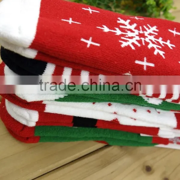 New Design Very Cheap Baby Socks Christmas Sock Made in China photo-3