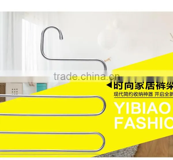 Made in High Quality Customized Design Unique Metal Decorative Dress Hangers Stand photo-3