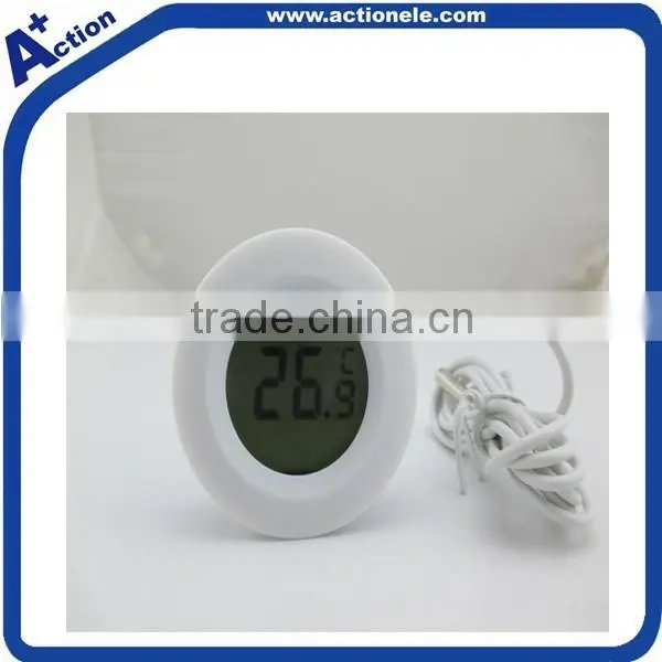 Round Shape Outdoor Thermometer