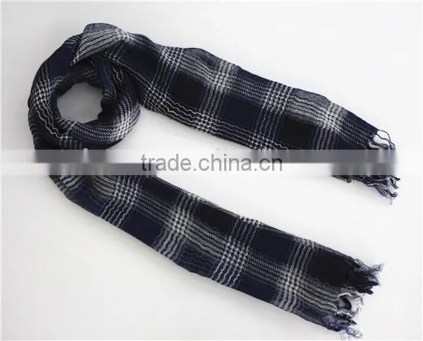 Lightweight Checked Wool and Linen Scarf photo-3
