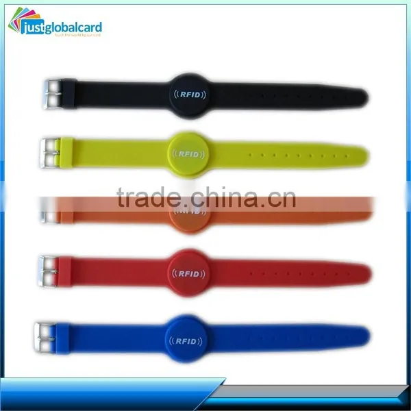 Adjutable Rfid NFC Silicone Wristband Factory Price for Sale