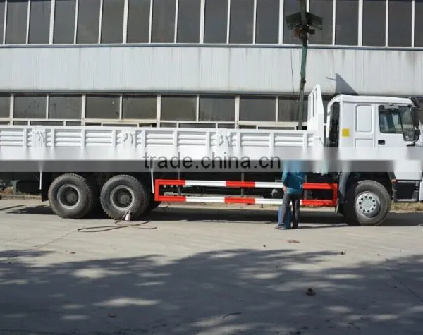 Sinotruk Howo 6x4 Cargo Truck for Sale photo-3