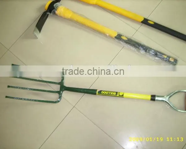 Carbon Steel Shovel and Steel Pick With Fiberglass Handle photo-3