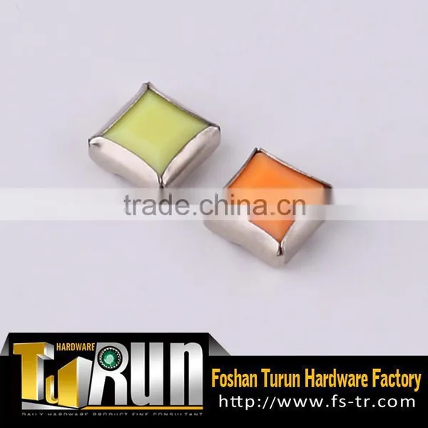 High Precision Good Quality Fashion Brass Button photo-3