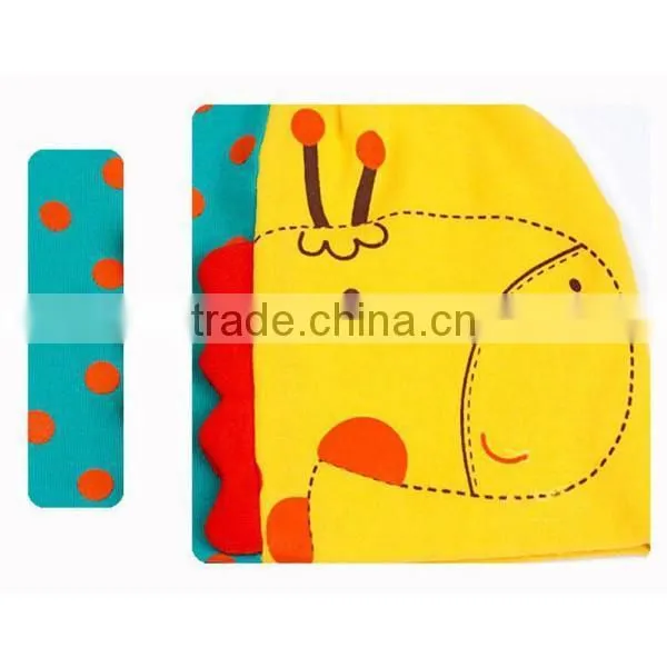 New Lovely Infants Triangle Scarf Bibs + 3D Giraffe Print Cotton Beanie Hats Caps photo-6