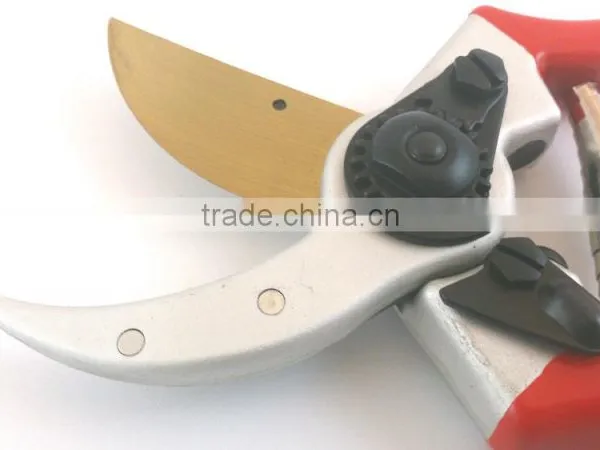 DELUXE TITAN BYPASS HAND GARDEN PRUNER photo-3