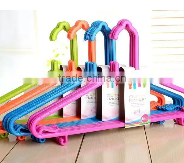 Colorful Plastic Clothes Hanger/pp Cloth Hanger photo-5
