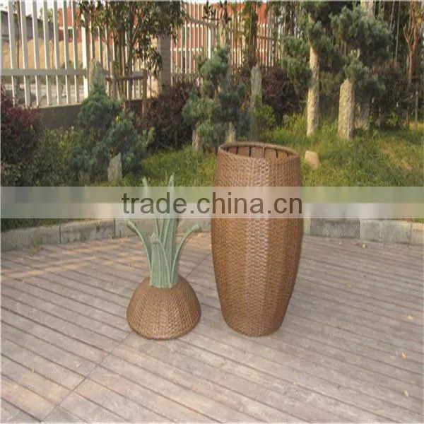 Pineapple Shaped Wicker Living Room Storage Box photo-3
