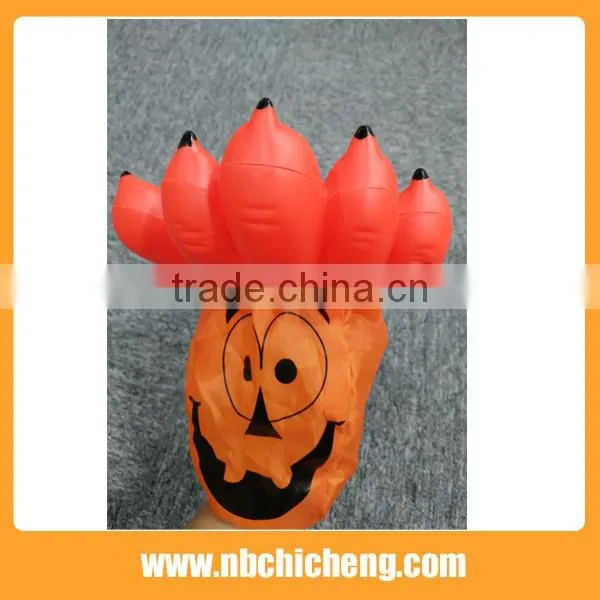 Wholesale Factory Funny Candy, the Bear Hand, Cute, Party Favor, Gift, Halloween Toys photo-2