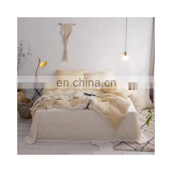 Decorative Warm Knitted Chenille Bedsheets King Size Bedding Set