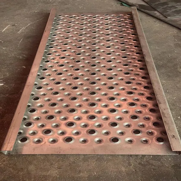 Anti-slip Perforated Mesh Pattern Plate, With Alligator Mouth Holes, Suitable for Pedestrian Walkways, Cutting and Bending Services Available photo-5