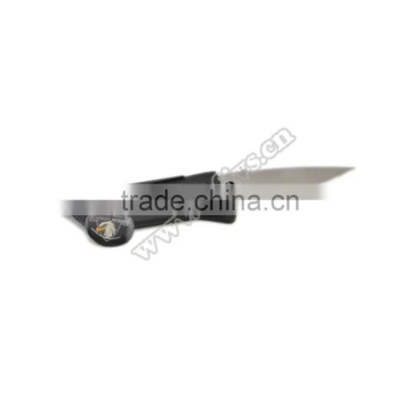 Mini Plastic Handle Pocket Knife for Outdoor Camping Equipment photo-3