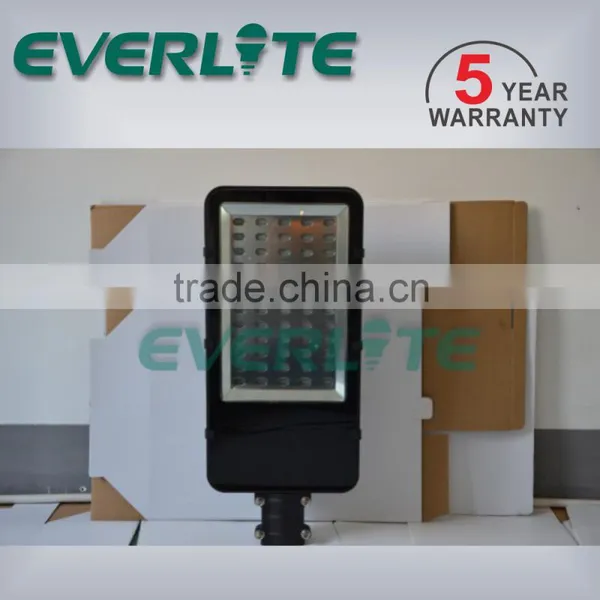 Top Quality 5 Year Warranty Meanwell Driver Bridgelux Chip LED Street Light AC90-350V 120w Led Street Light photo-6