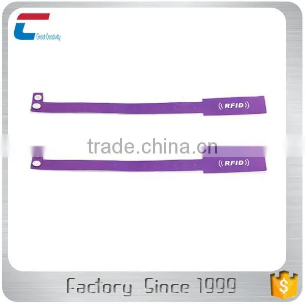 PVC Wrist Band NTAG 213 Chip Wristband Tag Machine Wholesale Factory Price photo-6