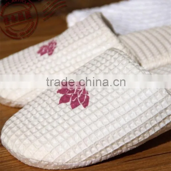 Luxury Closed Toe Hotel Slippers photo-2