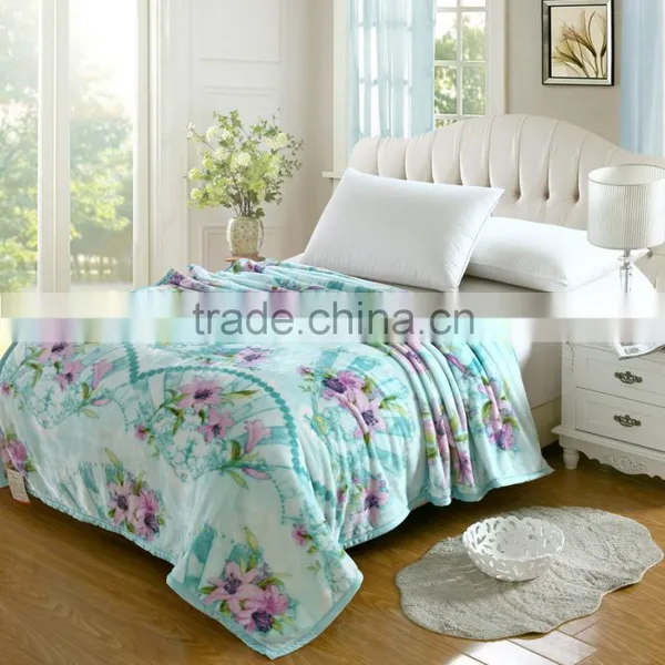 100% Polyester Fabric Very Soft Micro Plush Promotion Coral Fleece Knitted Blanket